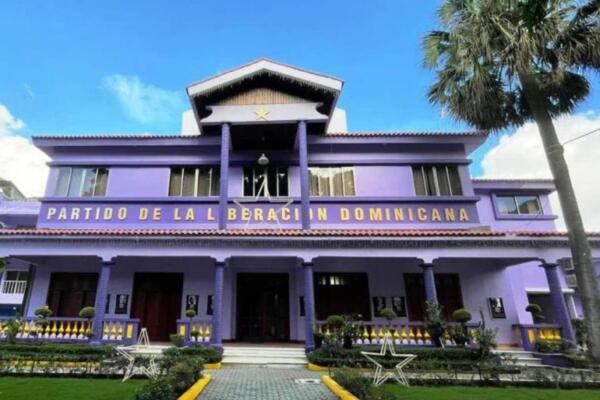PLD denuncia improvisación y desorden al inicio del año escolar