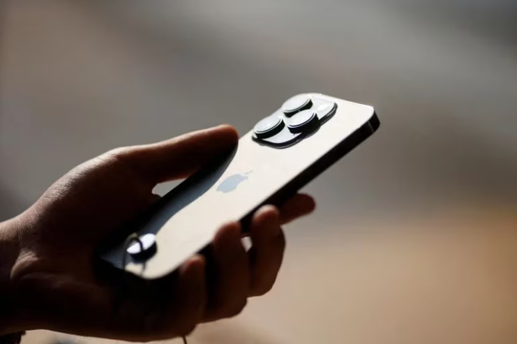 Se ha revelado que algunos de los cambios más significativos en el iPhone 15 Pro y Pro Max serán un marco de titanio, biseles más delgados y un chasis de aluminio.
