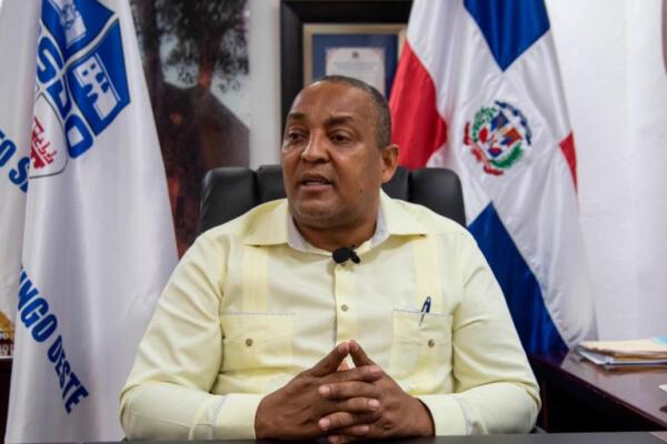 Alcalde Santo Domingo Oeste José Andújar.