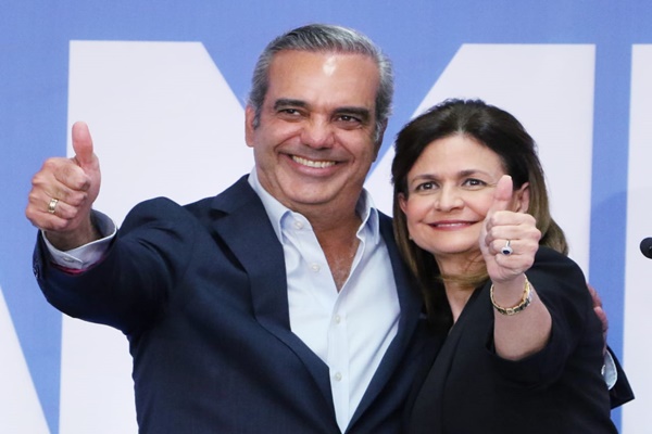 Oficialistas respaldan que Raquel Peña repita como compañera de fórmula de Abinader