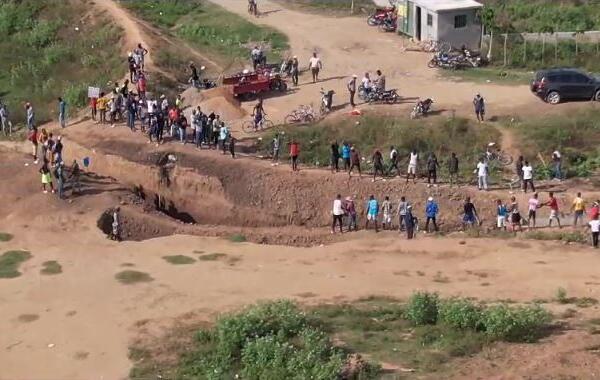 Canal de la Vigía en el río Masacre.
