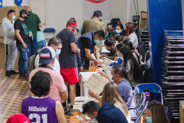 Colombia celebra elecciones regionales y municipales que servirán de termómetro de la 'paz total'
