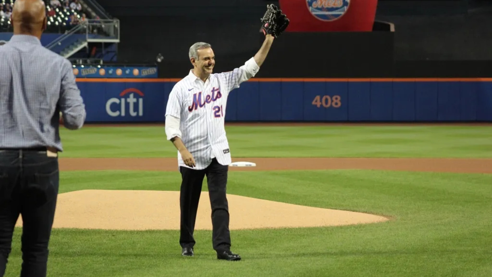 Abinader lanzaría la “Primera Bola” en el juego de Licey y Águilas en el Citi Field