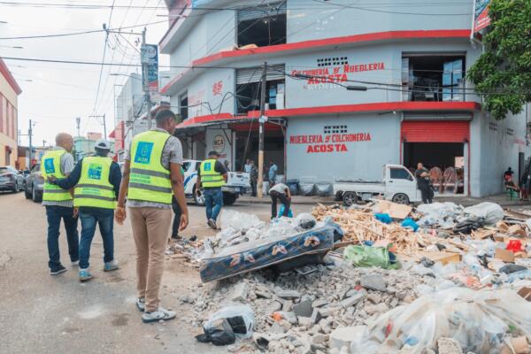 Ayuntamiento del Distrito Nacional recuperando espacios públicos. 