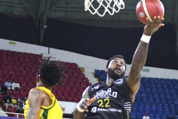 El Rafael Barias igualó su marca en 3-3 al vencer a San Carlos que dándole un partido para finalizar la etapa regular del TBS.