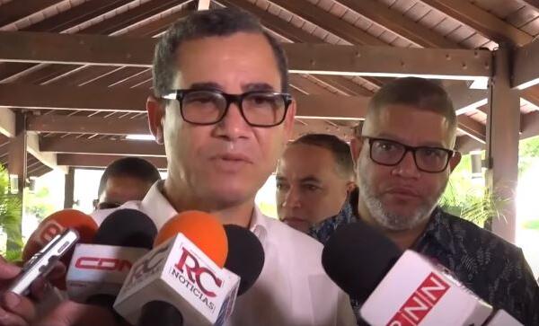 Oposición minimiza las alianzas que ha formalizado el PRM