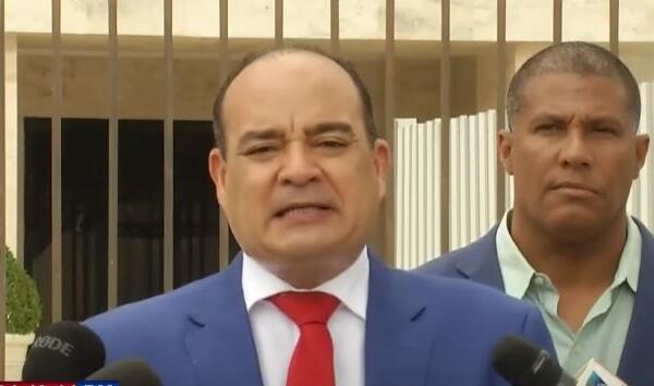 CARD opuesto a proyecto de ley que permitiría entregar aeropuertos por 30 años más