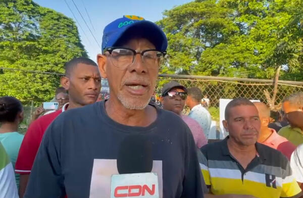 Protestan en oposición a construcción de pozo séptico en Cotuí