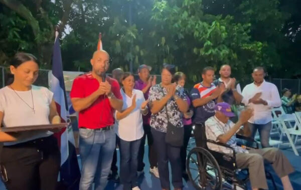 Ayuntamiento de Fantino remoza cancha y club en San Miguel