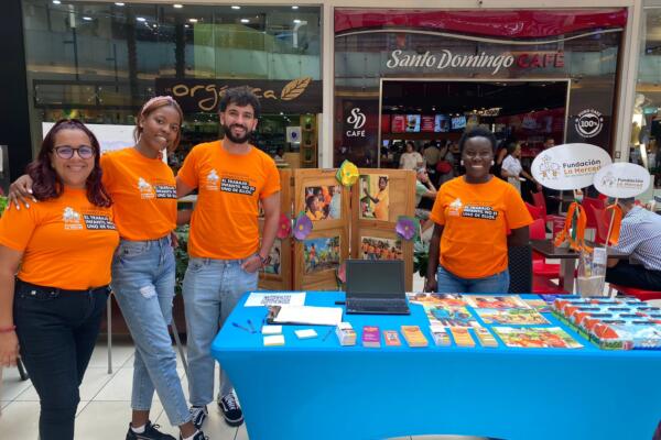 Celebran feria de voluntariado para jóvenes de RD