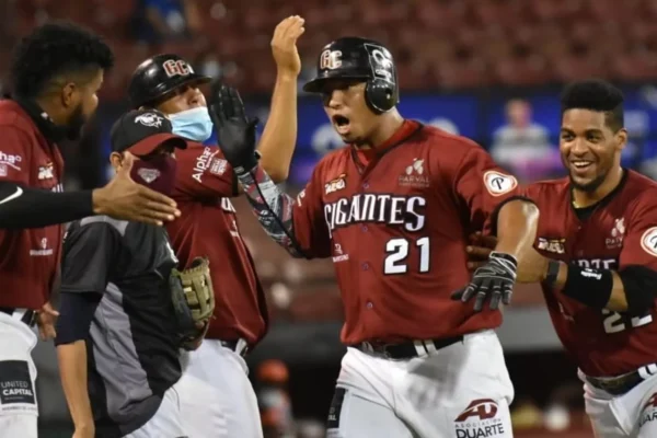 Gigantes del Cibao conforman poderosa escuadra tras su tercera corona