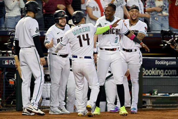 Perdomo y Marte encabezan inning de Arizona Diamondbacks 