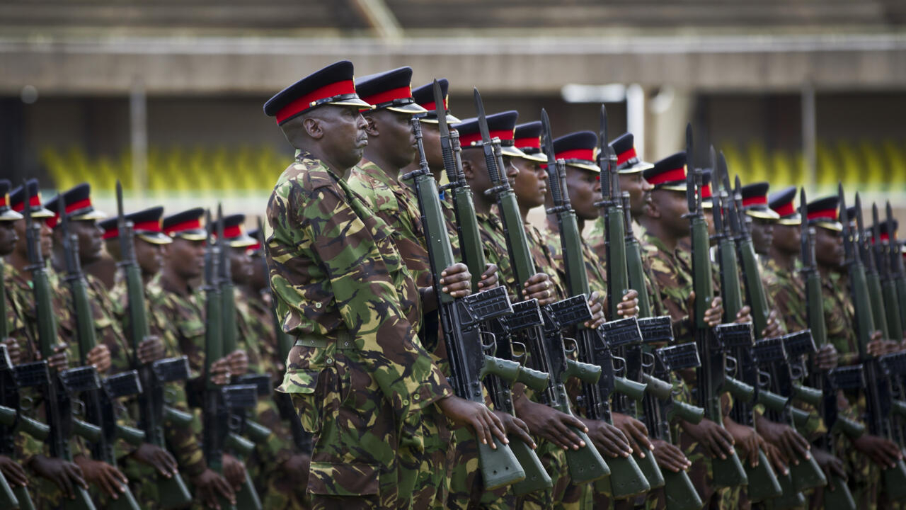 Kenia aprueba despliegue de policías en Haití pese a orden de bloqueo