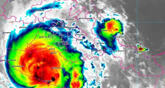Otis toca tierra cerca de Acapulco como huracán de categoría 5.