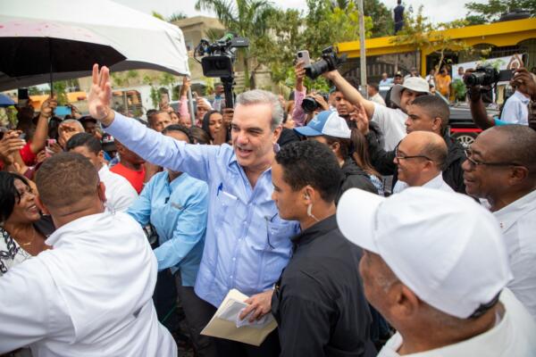 Presidente Abinader inaugurará cuatro obras en Azua y Peravia