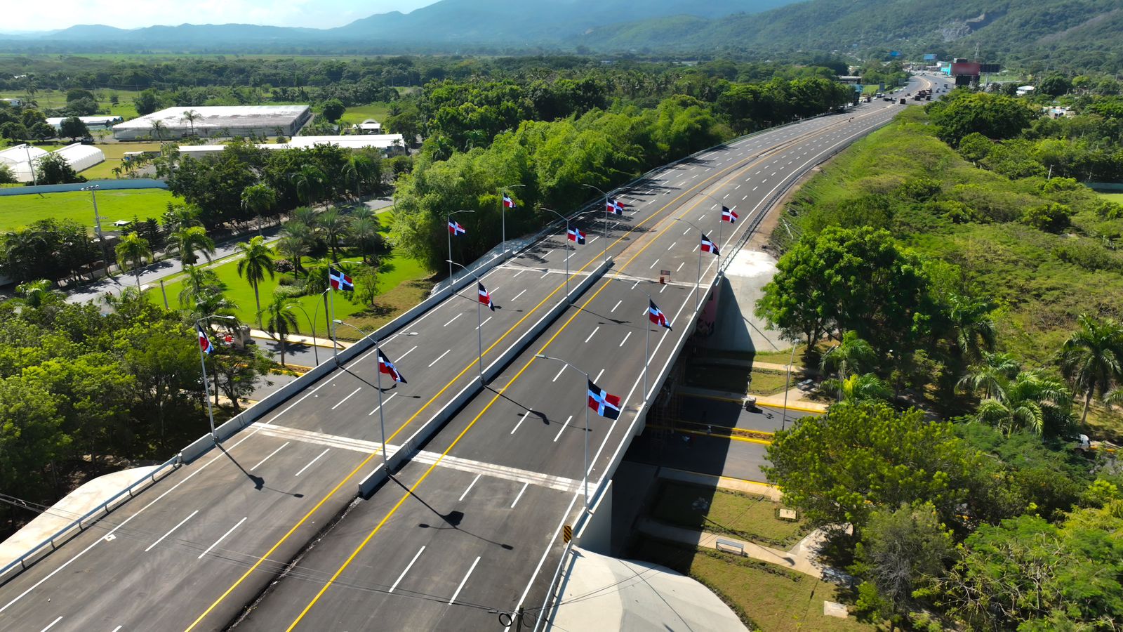 Finalizan los detalles construcción puente de Pontón, La Vega y del puente 7S