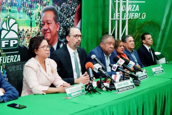 Fuerza del Pueblo define candidaturas a diputados y diputadas del exterior