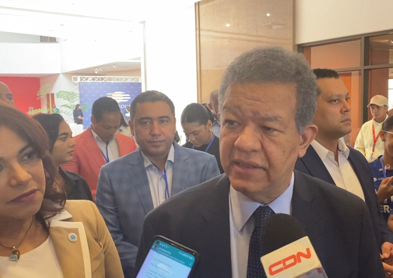 Leonel Fernández: “En lugar de invertir en campañas de prevención, el Gobierno promueve a Abinader”
