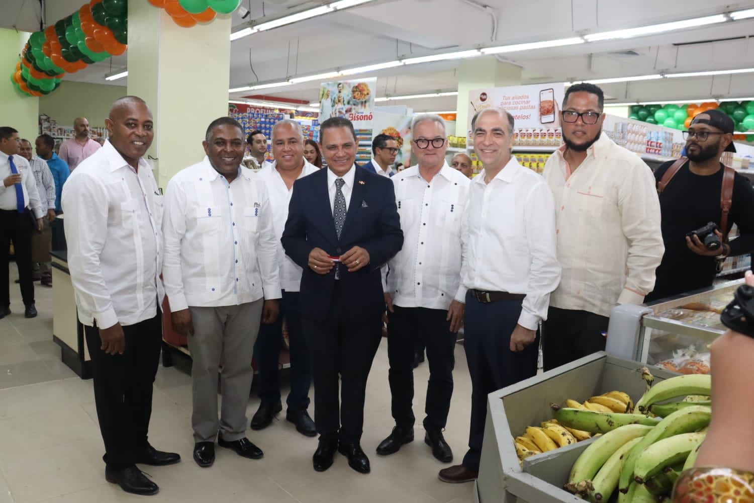 Comerciantes alertan sobre aumentos precios del arroz y piden al Gobierno actuar