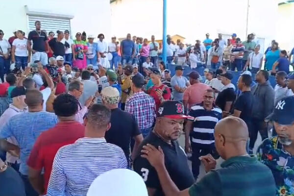 Comerciantes de Dajabón Marchan en demanda de que se busque una salida a conflicto con Haití