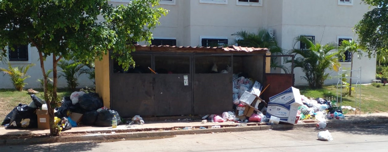 Habitantes del residencial San Isidro denuncian cúmulo de basura