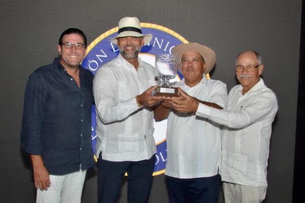 El DR Open Amateur sirvió para unir personas de diferentes culturas y tradiciones a través del amor compartido por el golf.