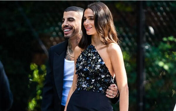 Rauw Alejandro con Bruna Marquezine, ex de Neymar.