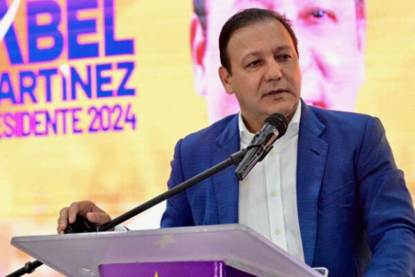 Abel Martínez pide explicación sobre supuesta reunión entre presidente JCE y funcionarios del Gobierno