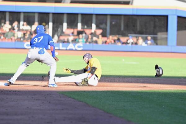 La Serie de Titanes del Caribe, realizada en Nueva York fue todo un éxito. Licey y Águilas vieron acción en tres encuentros.