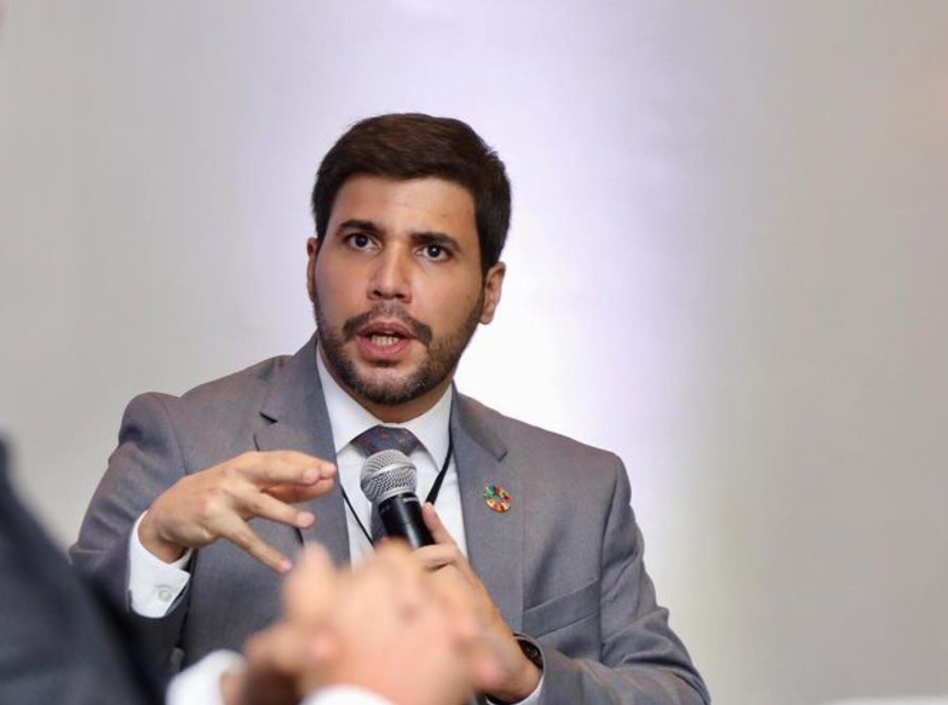 Arturo López Valerio aboga por apertura de datos para enfrentar desafíos climáticos