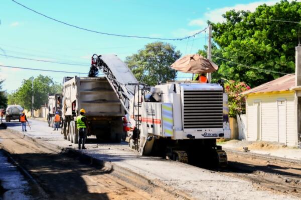 Trabajos en carretera de Navarrete (Foto fuente externa).