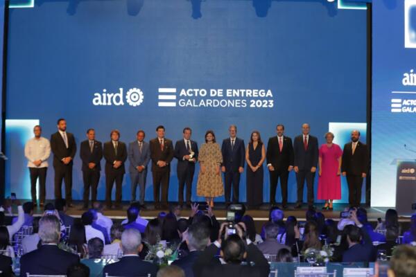 AIRD entrega galardones a industriales. (Foto: Fuente Externa)