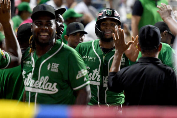 Las Estrellas vencen a los Tigres por segundo partido seguido y empatan la serie particular a dos partidos por bando.