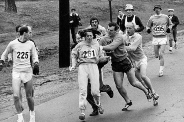 Los deportes no están ajenos en la lucha sobre la eliminación de la Violencia contra la mujer en todo el mundo.
