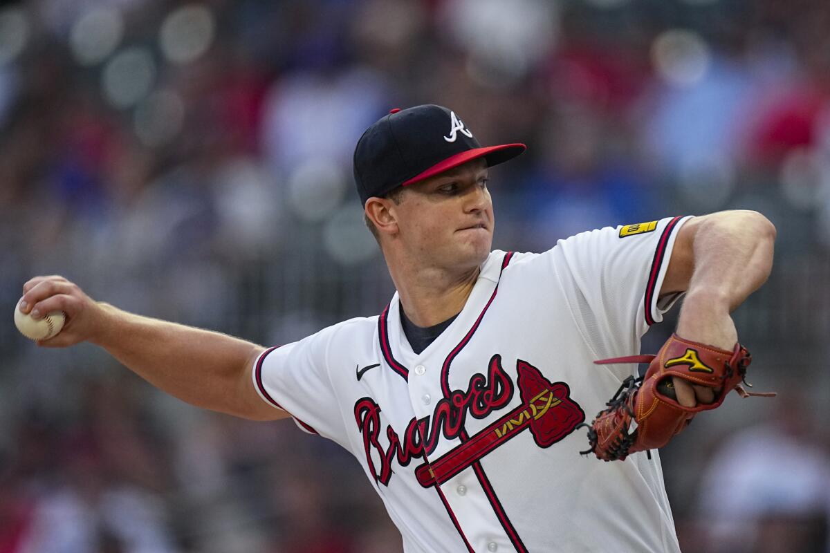 Soroka llega a los Bravos vía cambio