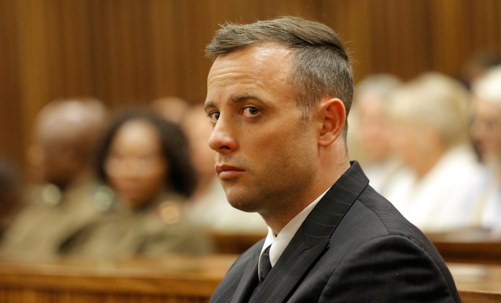 Oscar Pistorius durante su juicio en el Tribunal Superior de Pretoria en Sudáfrica. Foto: foto fuente externa.