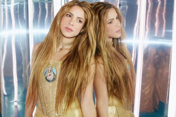 Qué significa la Virgen que llevó Shakira a los Latin Grammy 2023