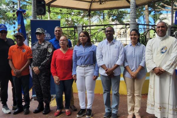 Ministerio de la Mujer lleva a Santiago la jornada “Vivir sin Violencia es Posible”