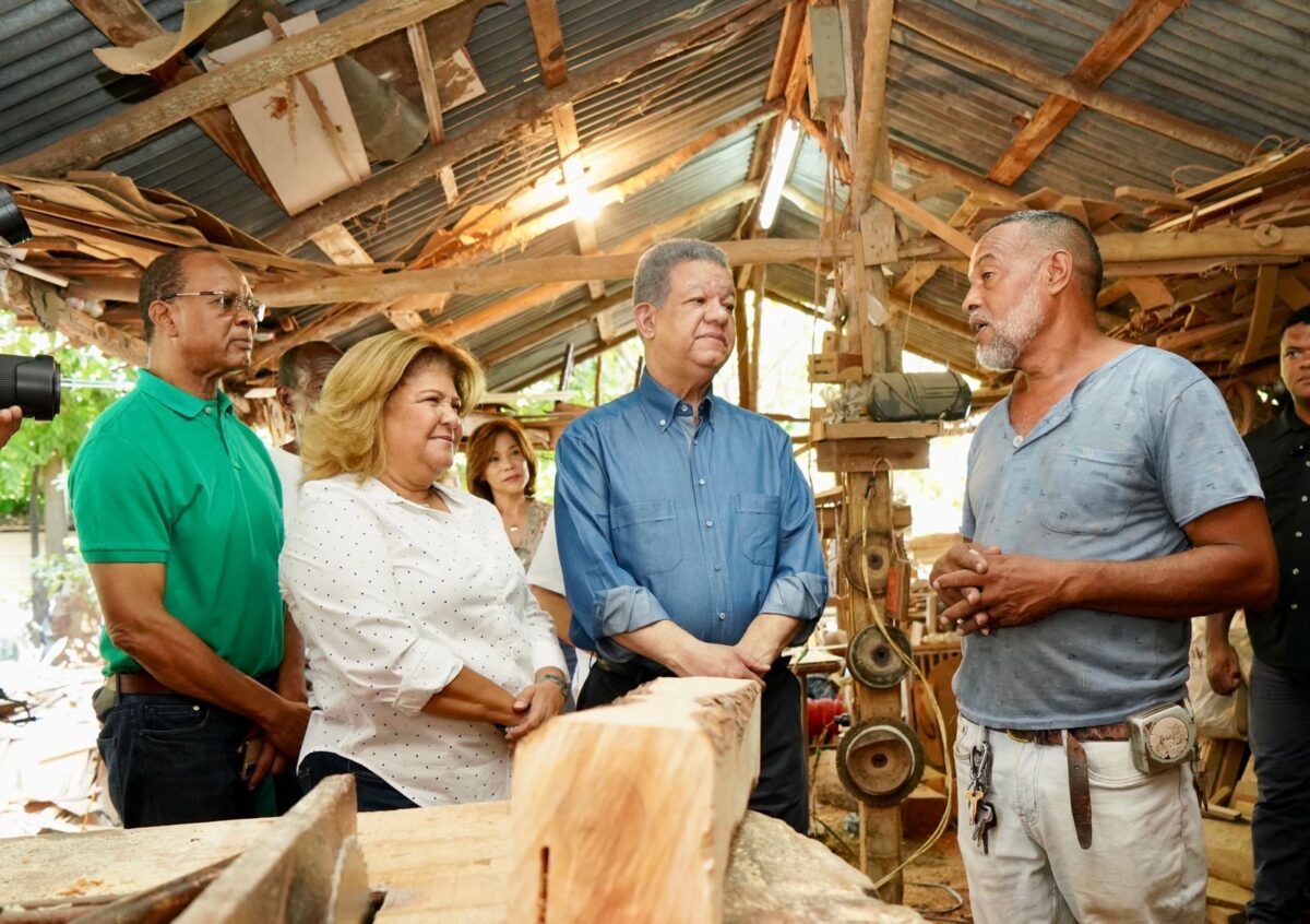 Leonel promete regresará a consigna original, "Comer es Primero"