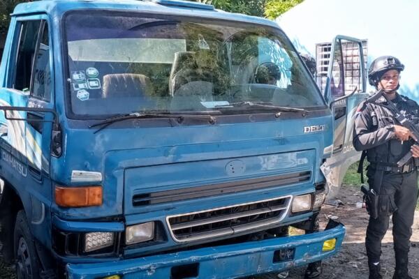 PN apresa tres personas, recupera camión sustraído en SD y cuatro motocicletas 