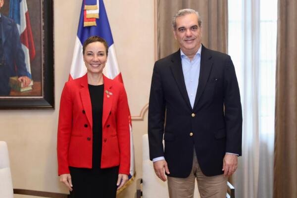 Ministra de Relaciones Exteriores y Comercio Exterior de Jamaica, Kamina Johnson Smith
