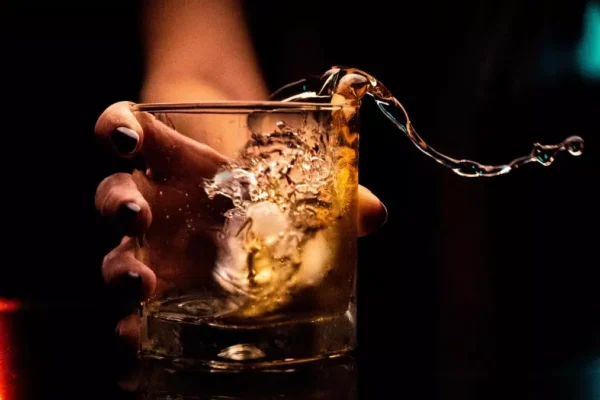 El consumo de alcohol disminuye la capacidad de coordinación y visión. / Fuente externa.