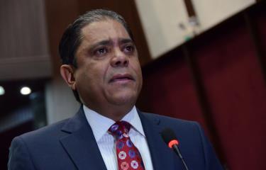 PLD proclama a Marino Collante como candidato a senador por Santiago