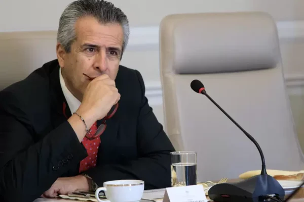 Ministro del Interior asegura que el secuestro del papá de Luis Díaz “pone en riesgo” el proceso de paz con el ELN
