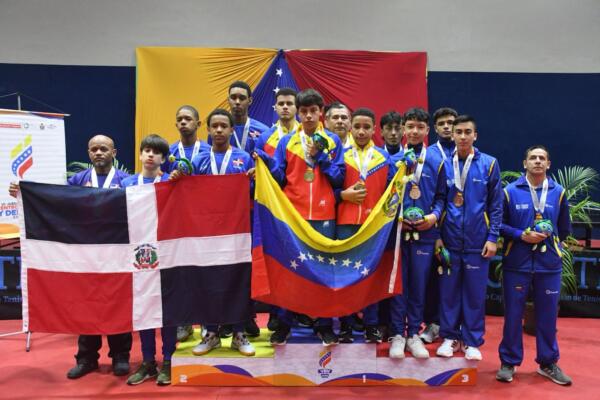 La selección dominicana que participa en los VI Juegos Escolares: Fuenete externa