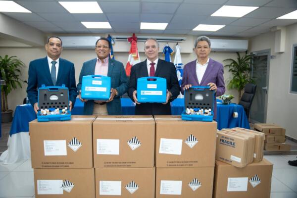 Entregan kits para detectar drogas y reducir su tráfico