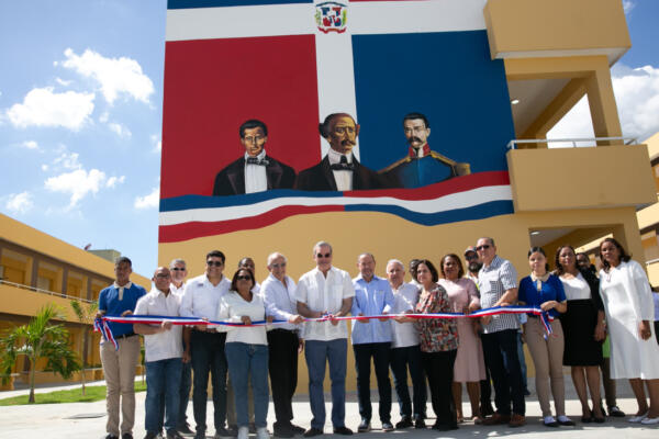 Presidente Abinader agota jornadas de inauguraciones en el Gran Santo Domingo