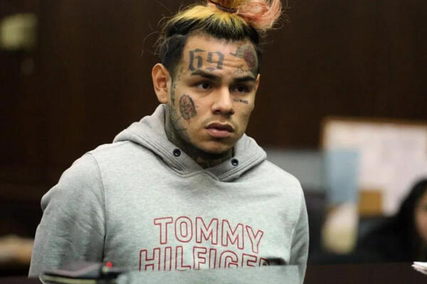 Tekashi tendrá que pagar $10 millones a bailarina de striptease