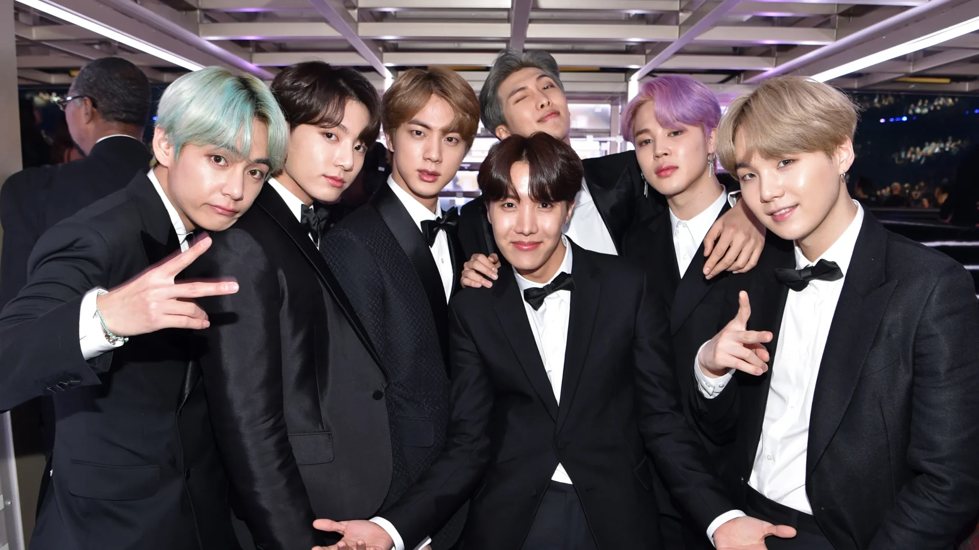 Los integrantes de BTS cumplen servicio militar