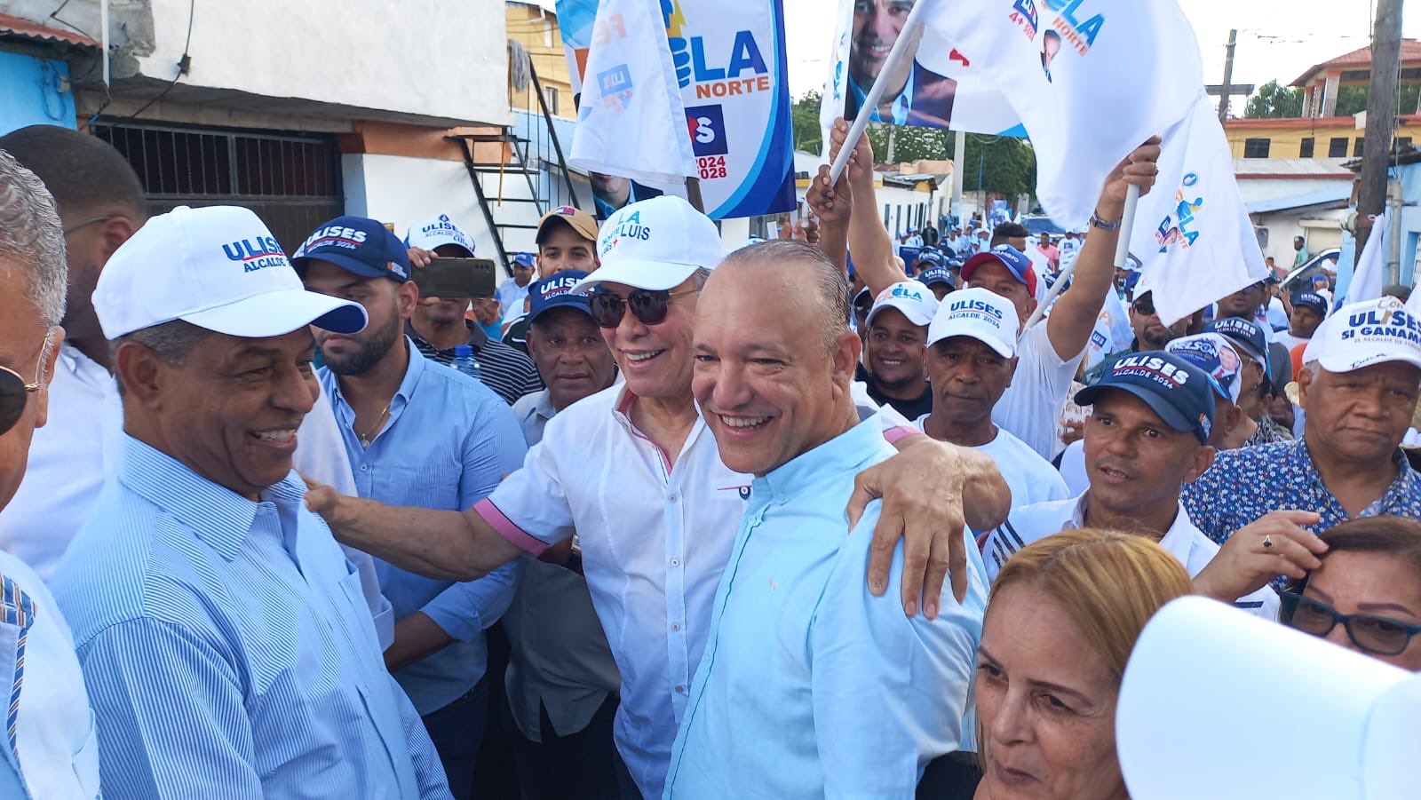 Candidato alcalde de Santiago Ulises Rodríguez
